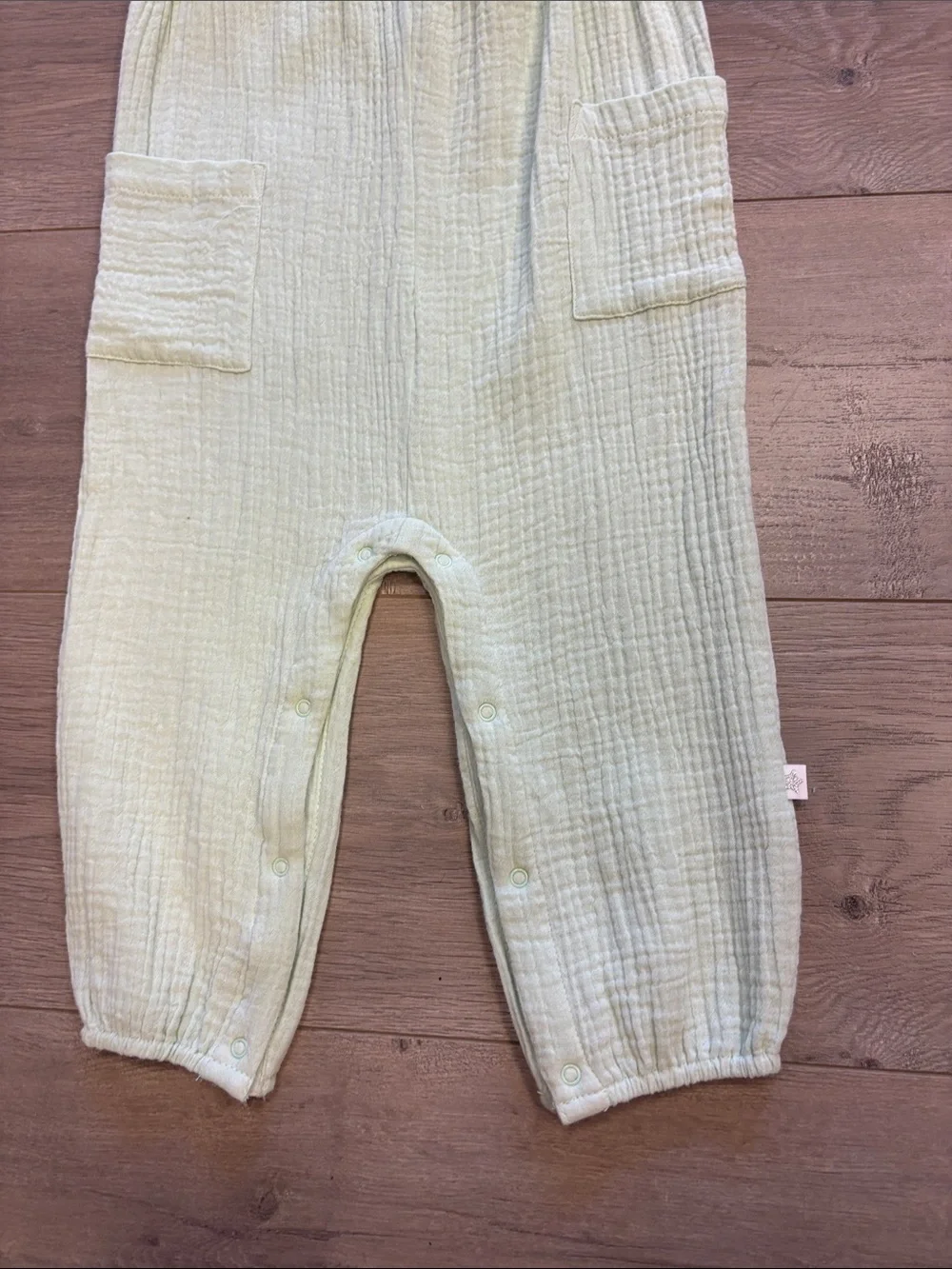 NWT Albetta Girls' Green gauzy Muslin Romper